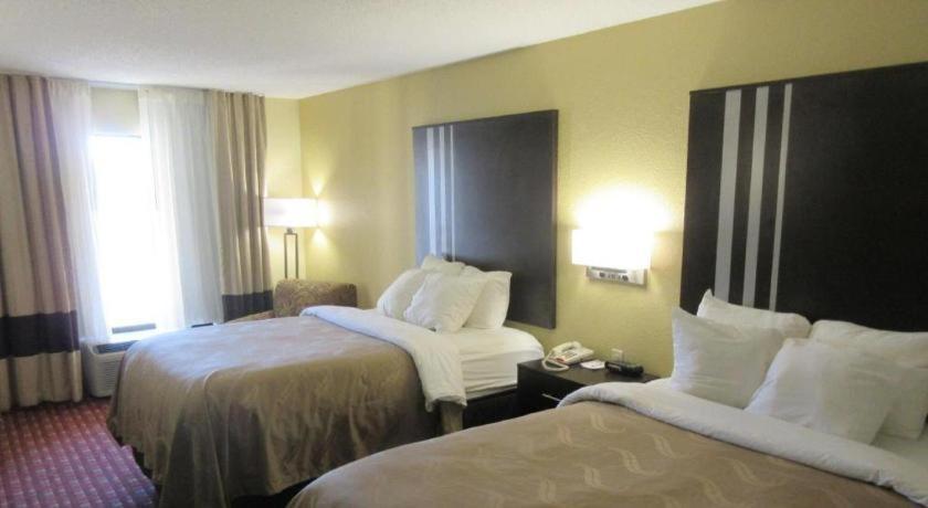 Quality Inn Andalusia Exterior photo
