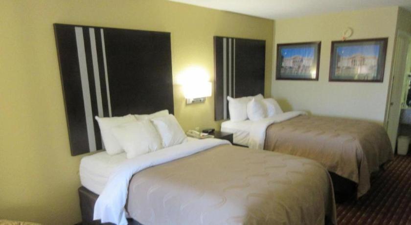 Quality Inn Andalusia Exterior photo