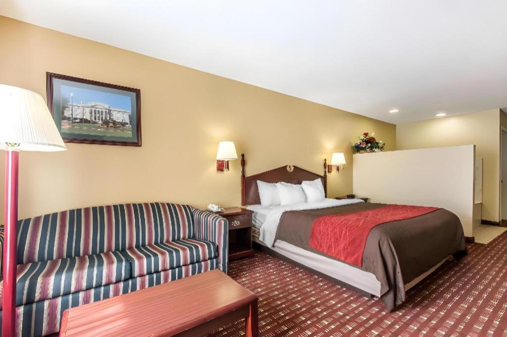 Quality Inn Andalusia Exterior photo